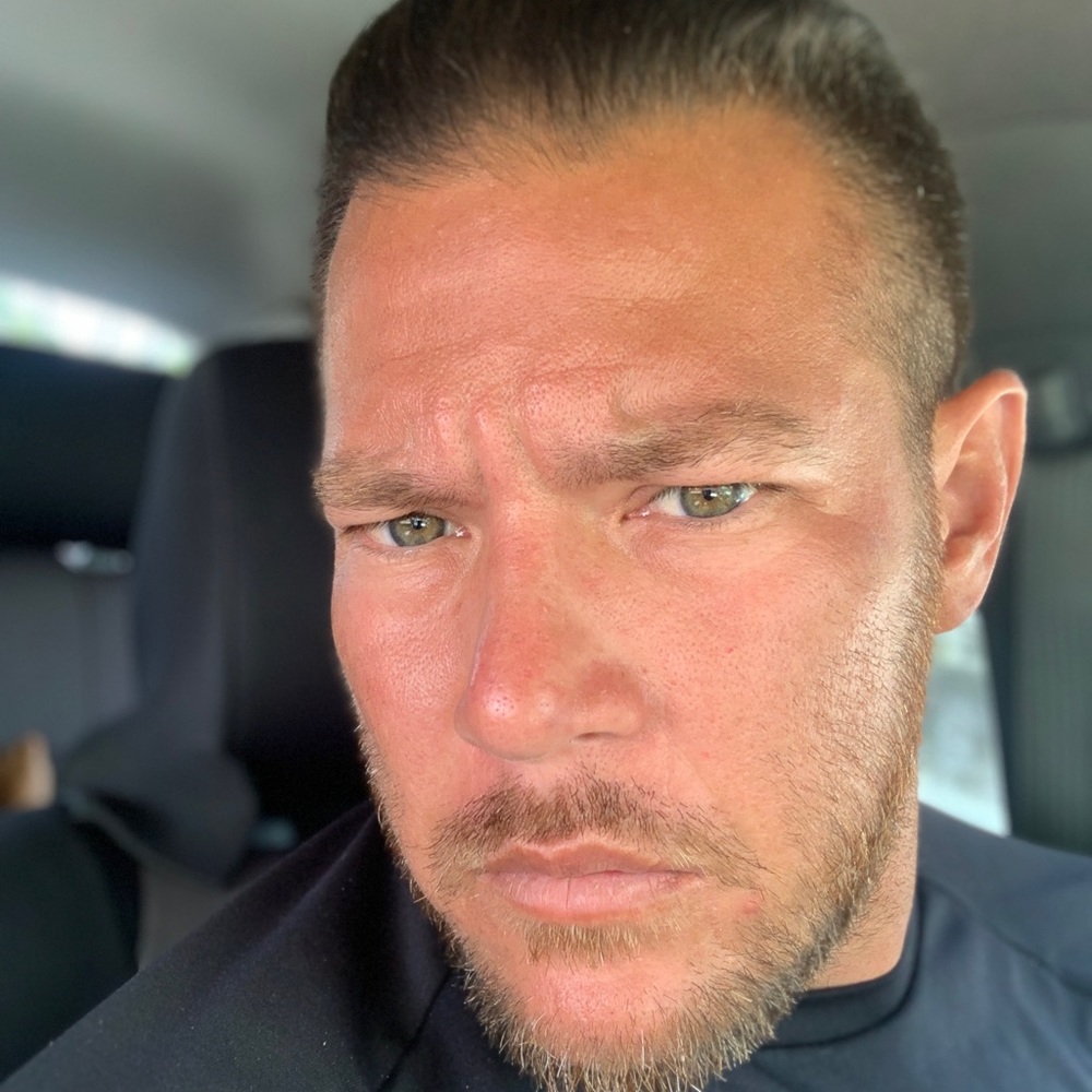 Meet your Posher, Chris